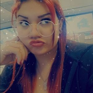 Meet your Posher, Gabriella